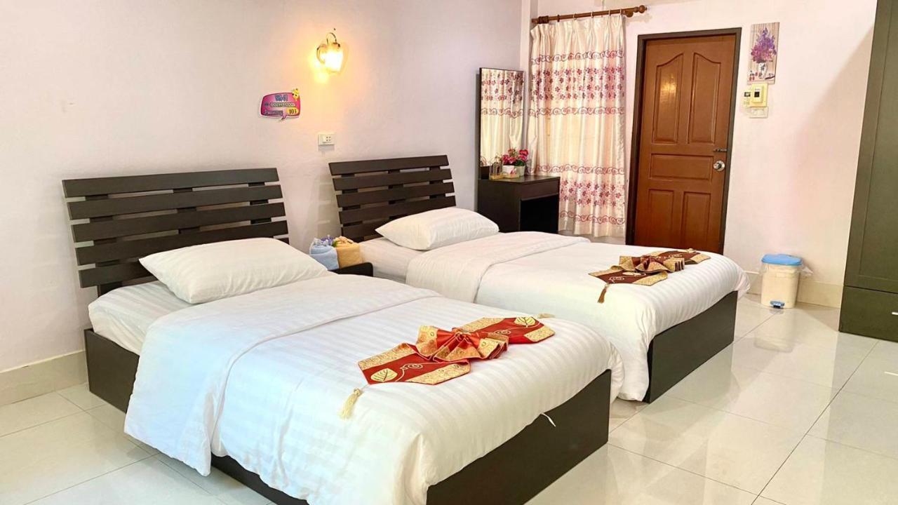 Pennaung Resort Bueng Kan Exterior foto